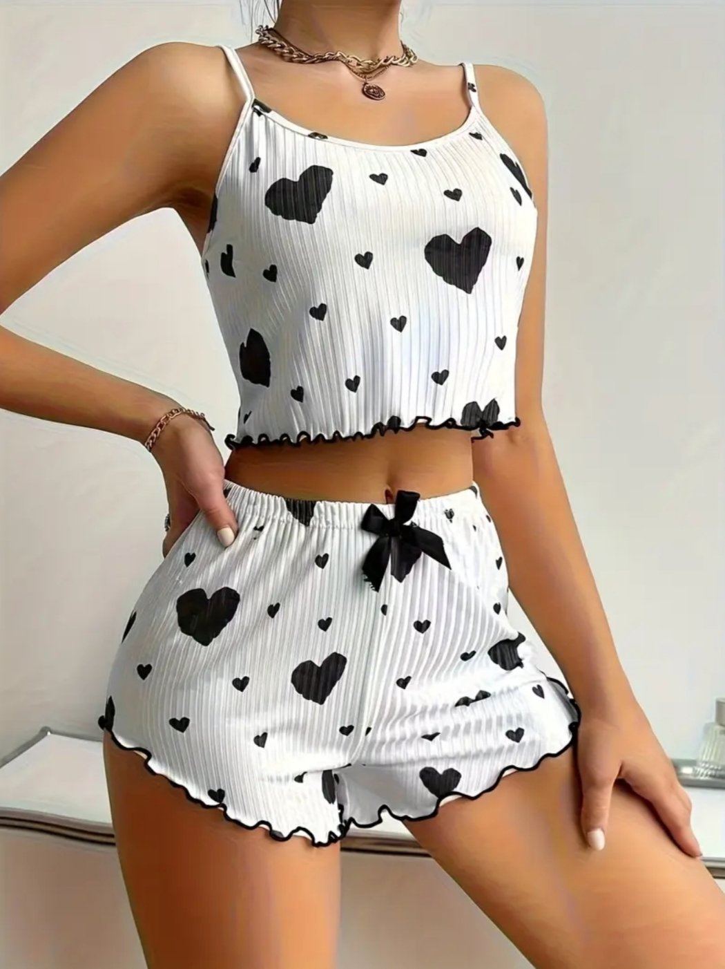 Pijama de Poliéster con estampado de corazones y shorts