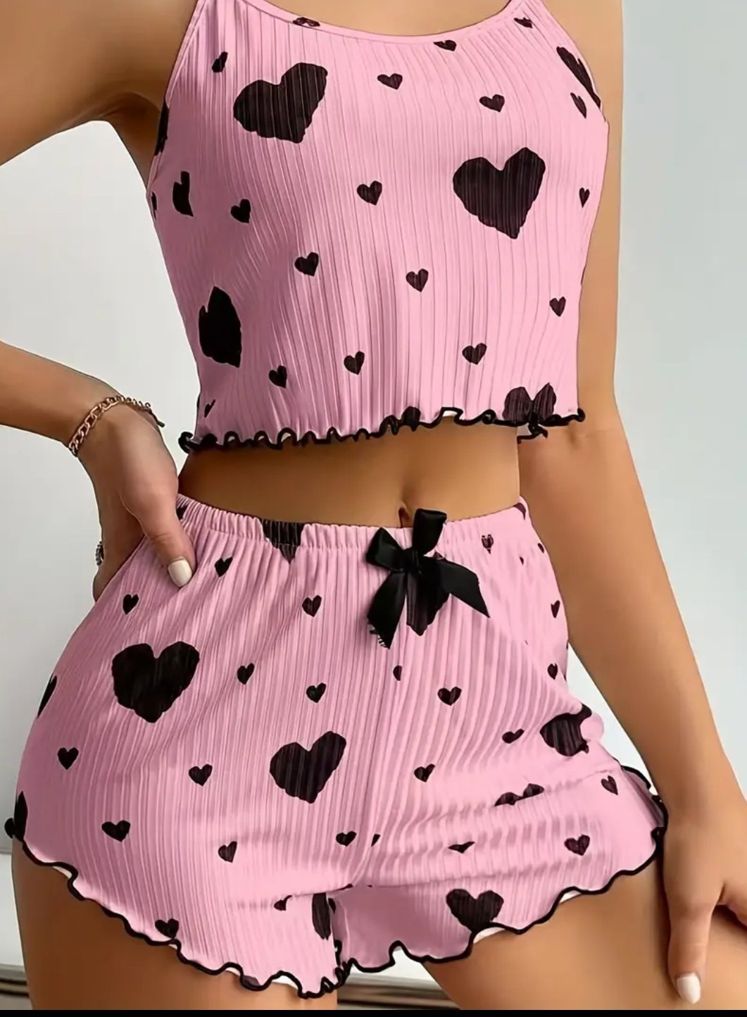 Pijama de Poliéster con estampado de corazon y shorts