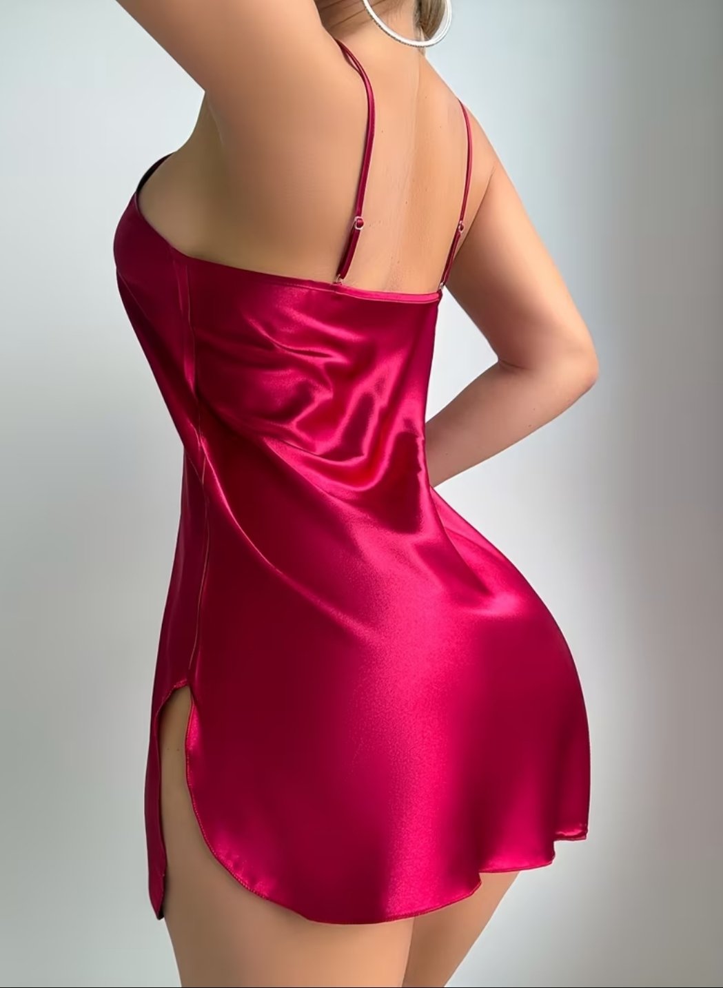 Bata de Satín con abertura a los lados-Talla S