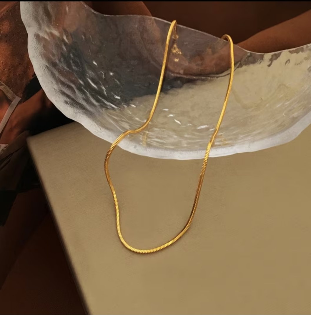 Collar Liso Dorado