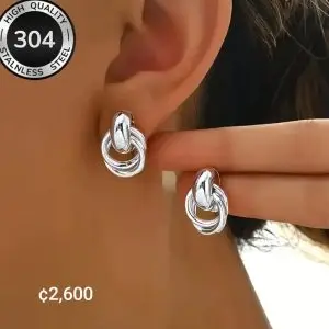 Aretes plateados