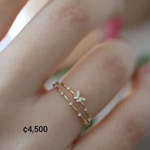 Anillo dorado mariposa