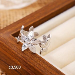 Anillo flor